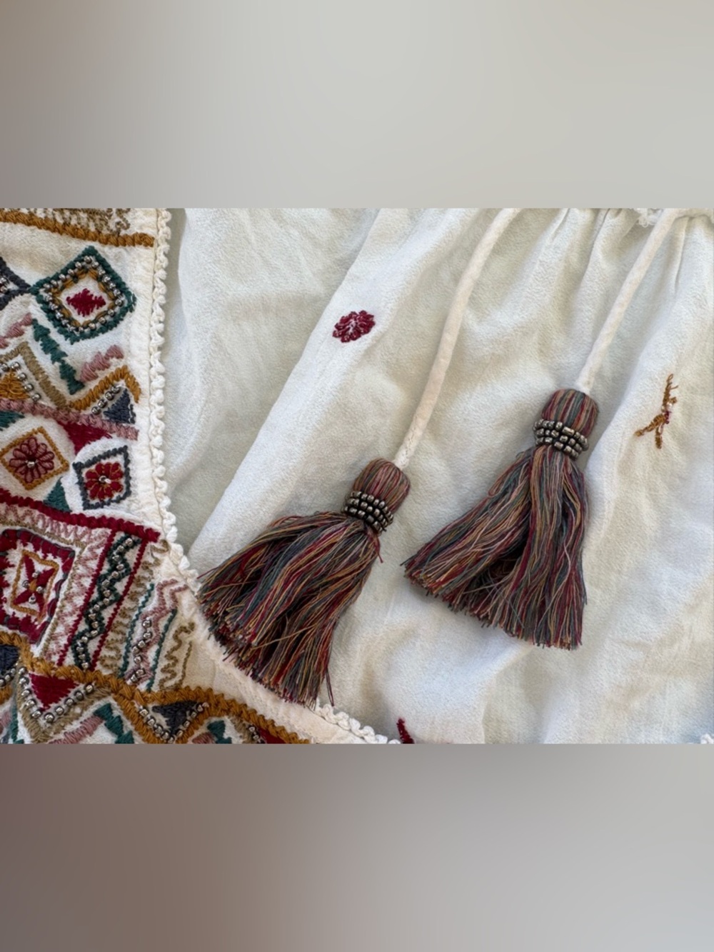 Odd Molly Continuum 17.11 | Embroidered Boho Open Back Tassel Blouse | M - Picture 4 of 8